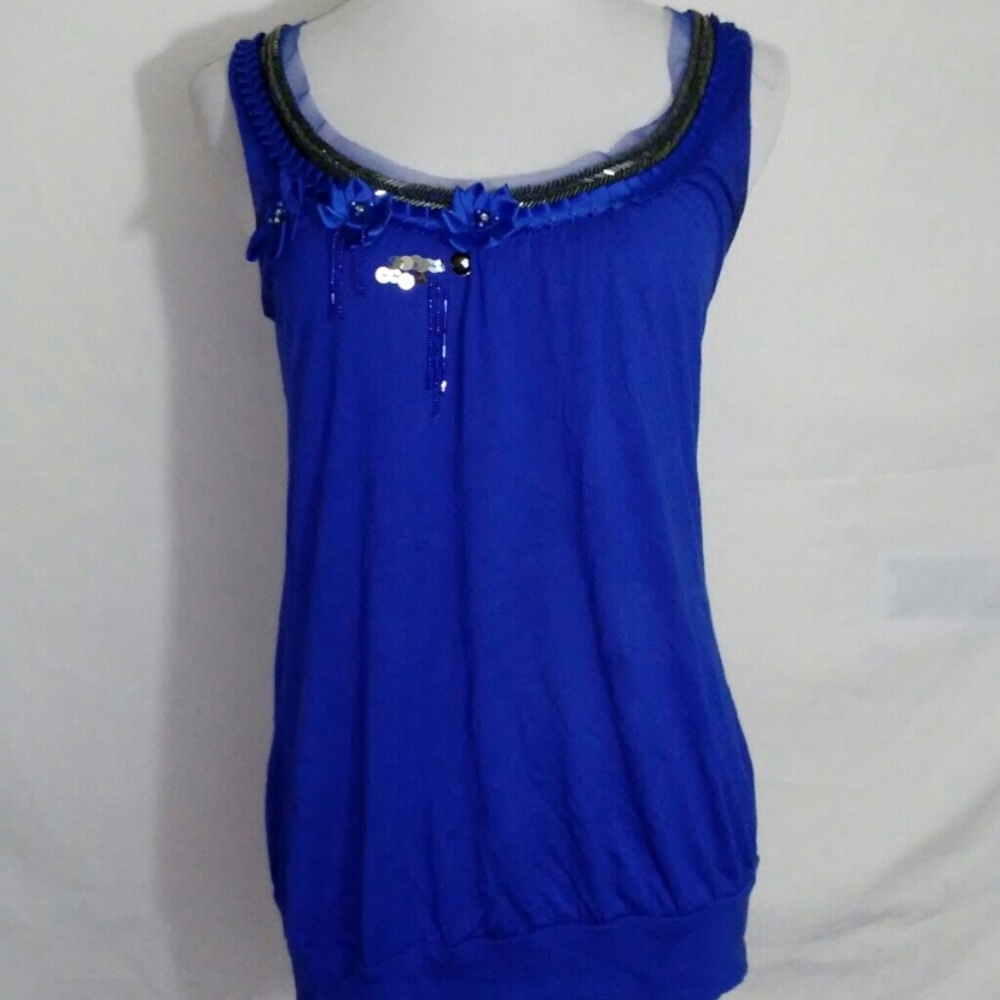 Twenty one beaded tank size medium
